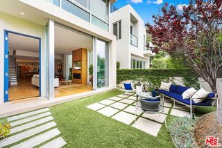 651 Oxford Avenue, Venice (los Angeles), CA 90291