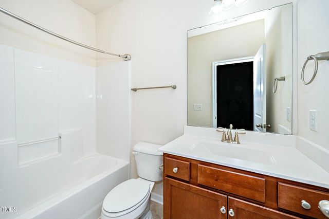 1008 Diamond Dove Lane, Apex, NC 27502