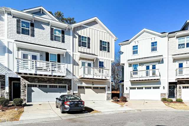 1008 Diamond Dove Lane, Apex, NC 27502