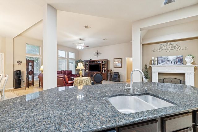 5231 Stoneridge Court, Rosenberg, TX 77471