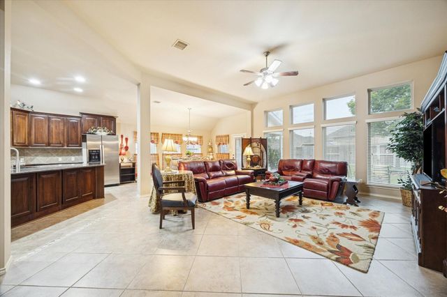 5231 Stoneridge Court, Rosenberg, TX 77471