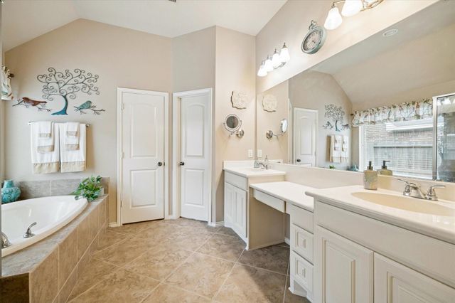 5231 Stoneridge Court, Rosenberg, TX 77471