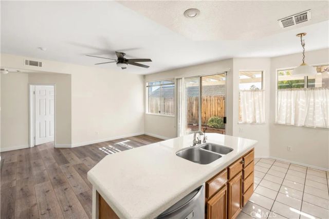 690 Canterbury Circle, Corona, CA 92879