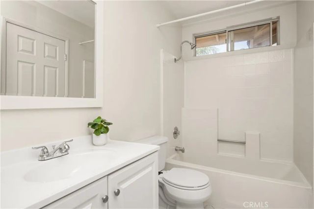 690 Canterbury Circle, Corona, CA 92879