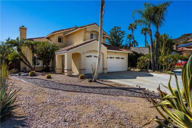 690 Canterbury Circle, Corona, CA 92879