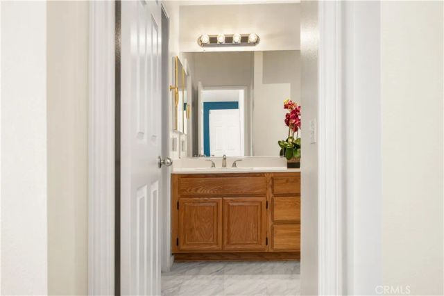 690 Canterbury Circle, Corona, CA 92879