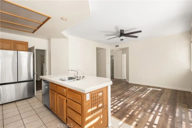 690 Canterbury Circle, Corona, CA 92879