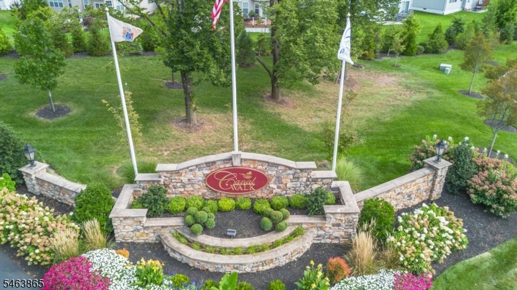 66 Saratoga Ct, Franklin Twp., NJ 08873 — exterior