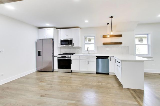 4953 W Drummond Place, Chicago, IL 60639