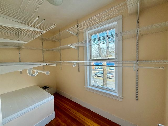 387 Washington St, Westwood, MA 02090