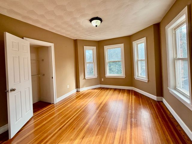 387 Washington St, Westwood, MA 02090