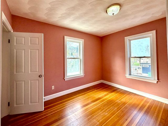 387 Washington St, Westwood, MA 02090