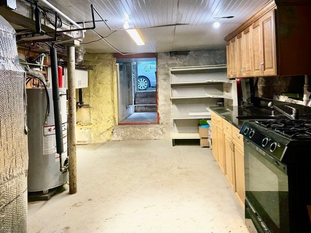 387 Washington St, Westwood, MA 02090