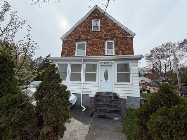 387 Washington St, Westwood, MA 02090