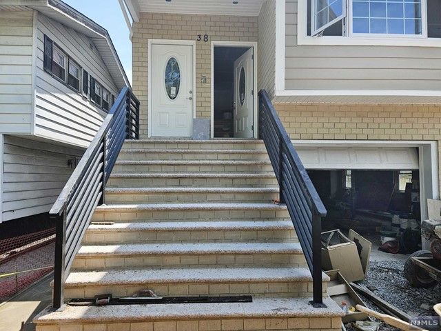 38 Newfield Street, East Orange, NJ 07017