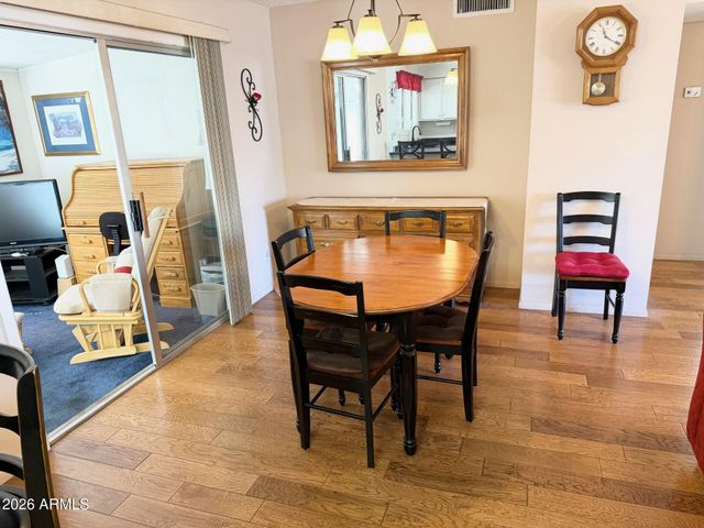 7919 E FLOSSMOOR Avenue, Mesa, AZ 85208