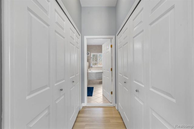 47081 Hidden River Circle, Canton, MI 48188
