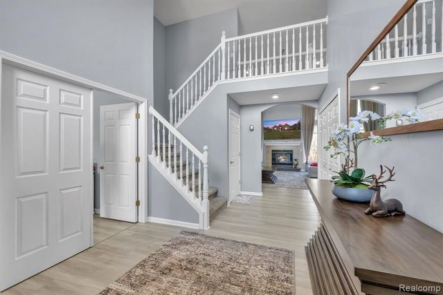 47081 Hidden River Circle, Canton, MI 48188