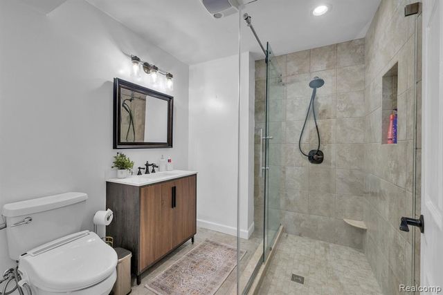 47081 Hidden River Circle, Canton, MI 48188