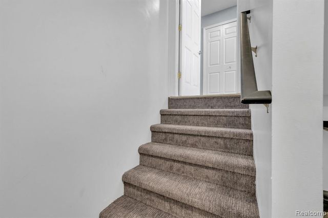 47081 Hidden River Circle, Canton, MI 48188