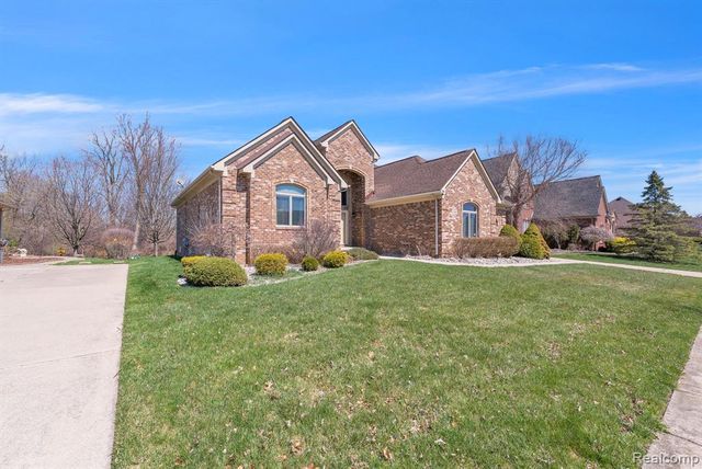 47081 Hidden River Circle, Canton, MI 48188
