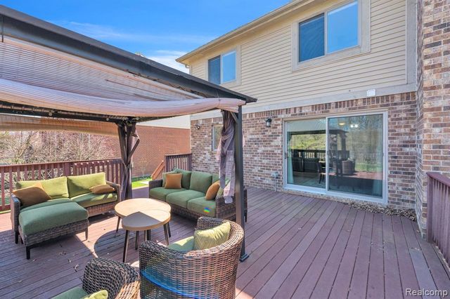 47081 Hidden River Circle, Canton, MI 48188