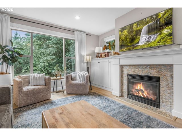 15057 Se GLENBROOK Rd, Clackamas, OR 97015