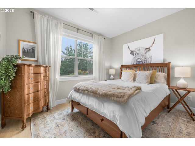 15057 Se GLENBROOK Rd, Clackamas, OR 97015