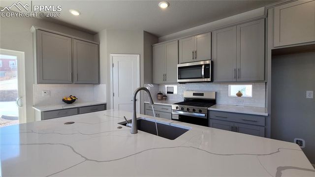 208 N Olympian Drive, Colorado Springs, CO 80905