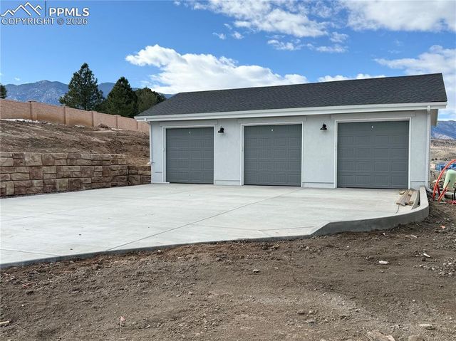 208 N Olympian Drive, Colorado Springs, CO 80905
