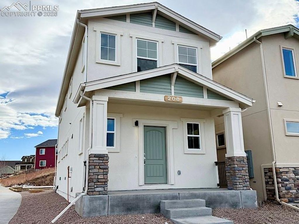 208 N Olympian Drive, Colorado Springs, CO 80905