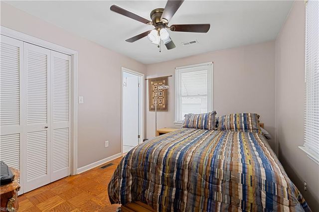 719 Paul ST, Newport News, VA 23605