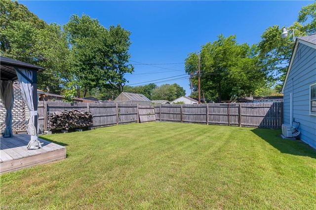 719 Paul ST, Newport News, VA 23605