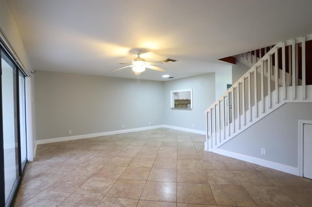 1715 Woodbridge Lakes Circle, West Palm Beach, FL 33406