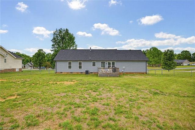 331 Tanglebrook Trail, Eden, NC 27288