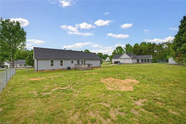 331 Tanglebrook Trail, Eden, NC 27288