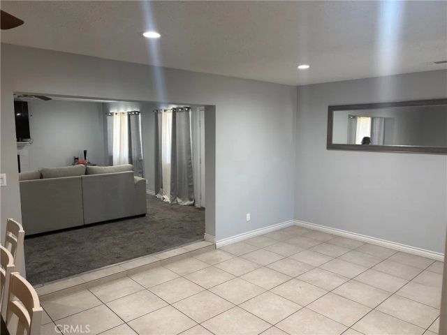 7936 Dumond, Fontana, CA 92336