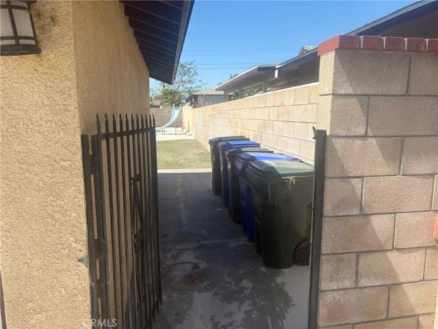7936 Dumond, Fontana, CA 92336