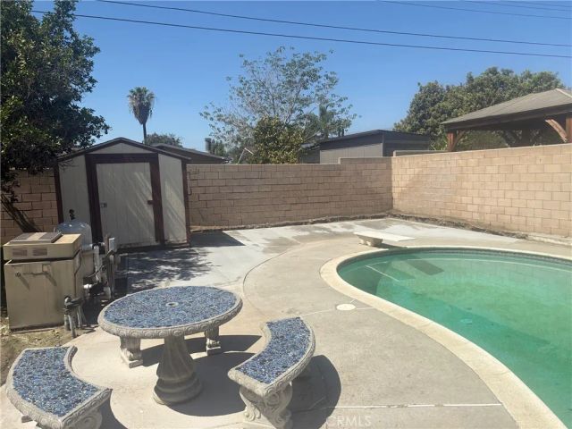 7936 Dumond, Fontana, CA 92336