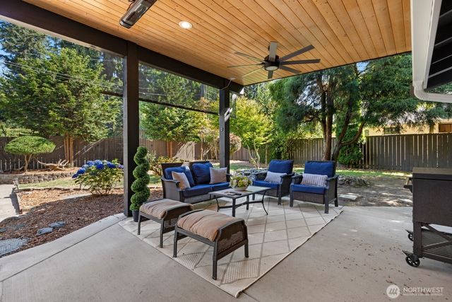 23629 45th Avenue SE, Bothell, WA 98021