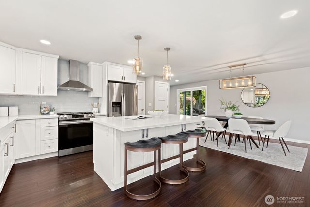 23629 45th Avenue SE, Bothell, WA 98021
