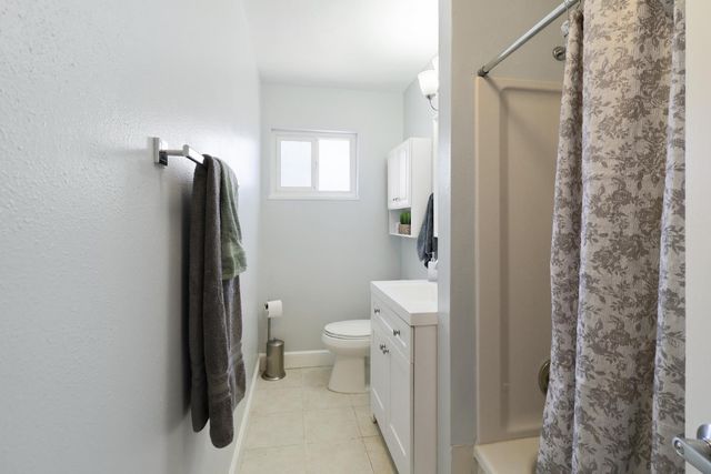 10039 Nebula Way, Sacramento, CA 95827