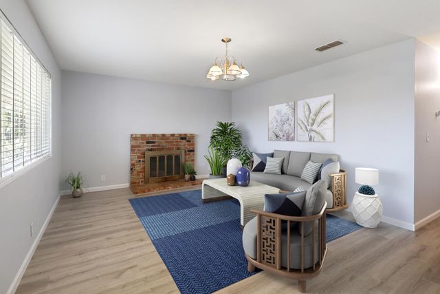 10039 Nebula Way, Sacramento, CA 95827