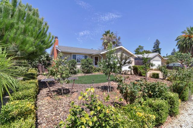 10039 Nebula Way, Sacramento, CA 95827