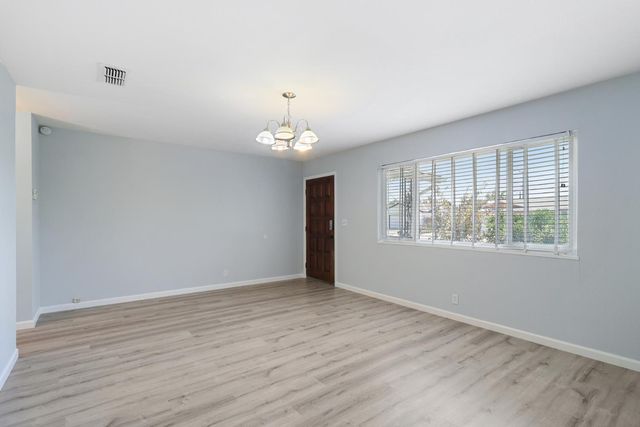10039 Nebula Way, Sacramento, CA 95827
