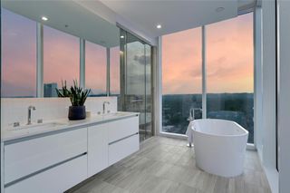 313 W 17th ST 2204, Austin, TX 78701