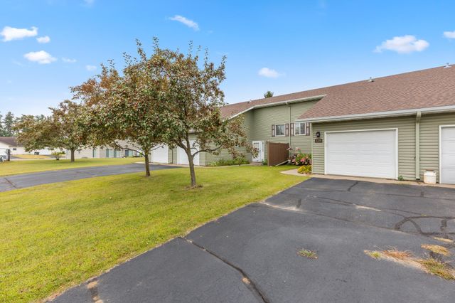 2306 Hillcrest Drive, Brainerd, MN 56401