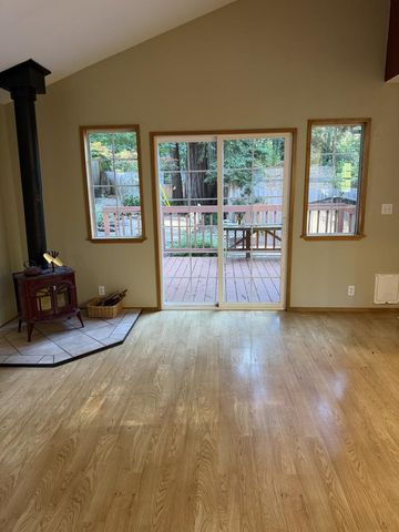 411 Manzanita Road, Boulder Creek, CA 95006
