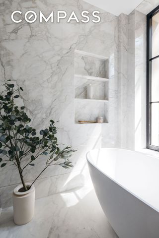 165 E 64th Street TWNHSE, New York City, NY 10065