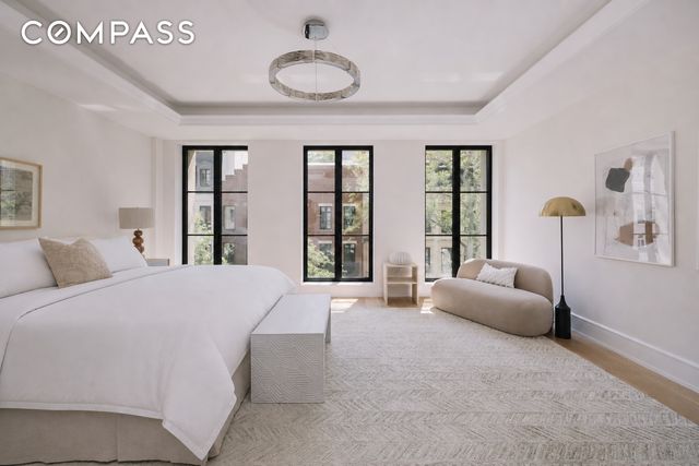 165 E 64th Street TWNHSE, New York City, NY 10065